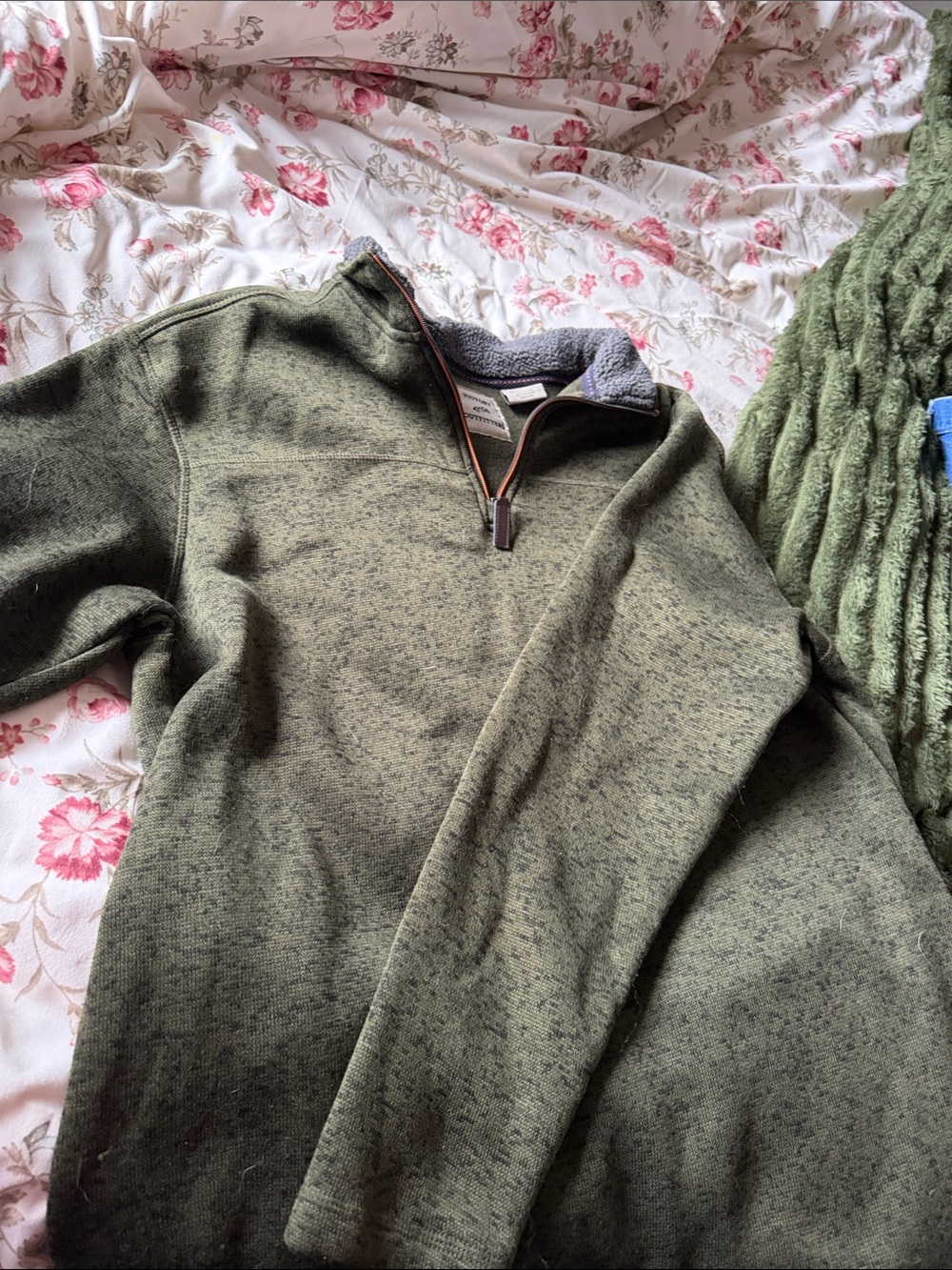 Men's Olive Quarter-Zip Sweater - Olive